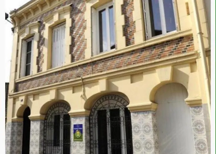 بيت للعطل Anzi