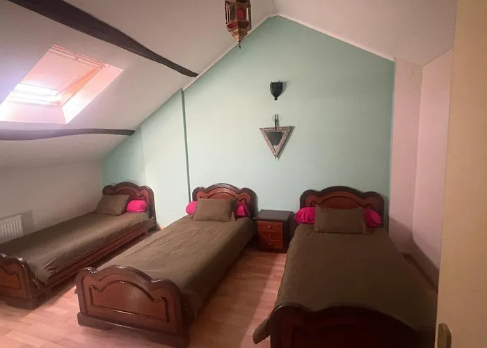 بيت للعطل Anzi